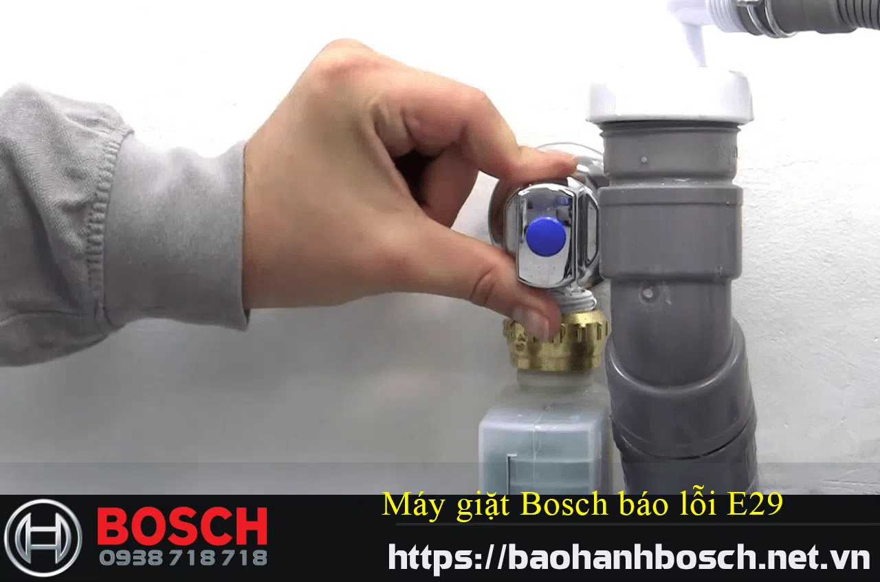 Ốp van xả máy giặt Bosch báo lỗi E29, sửa chữa và bảo hành chính hãng Bosch tại Việt Nam. Dịch vụ uy tín, nhanh chóng, hỗ trợ khách hàng xử lý lỗi máy giặt Bosch hiệu quả.